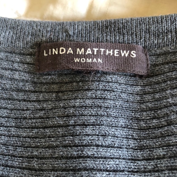 SOLD..Grey batwing sweater with belt - Picture 1 of 2